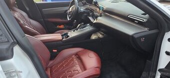 Peugeot 508 plug-in hybrid 225