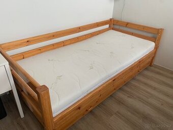 Postel Flexa 90x200 z borovice s matraci a výsuvnou postelí