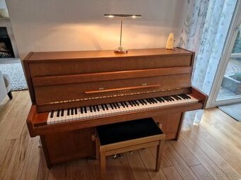 Piano Yamaha (Made in Japan)