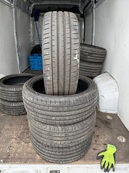 Good year 205/40 r18