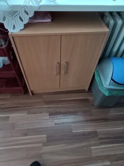 Prodám skříňku - Chrudim