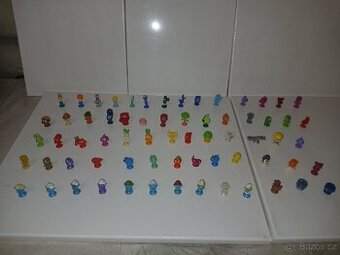 STIKEEZ za 67 figurek dle fotek - 1