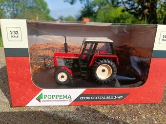 SBĚRATELSKÝ MODEL ZETOR 8011 MĚŘÍTKO 1:32 - 1