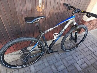 Horské kolo 29 - giant talon