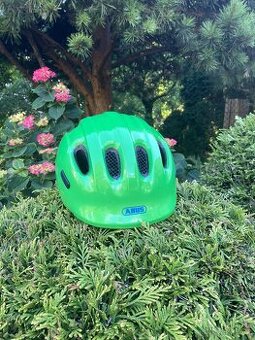 Dětská helma ABUS Smiley Butterfly – vel. M (50–55 cm), svít