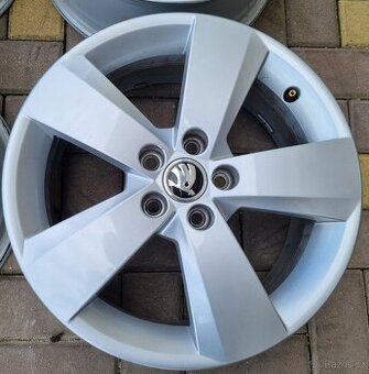 Alukola Škoda Scala-Kamiq 6.0J16 5X100 ET35 195/60 R16