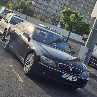 BMW E65 750i Facelift 2006