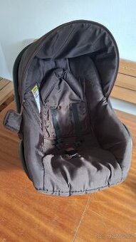 Autosedačka od narození (0-13 kg)
