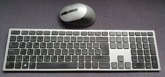 DELL KM7321W CZ set bezdrátové klávesnice a myši