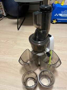 Šnekový odšťavňovač Emotion G21