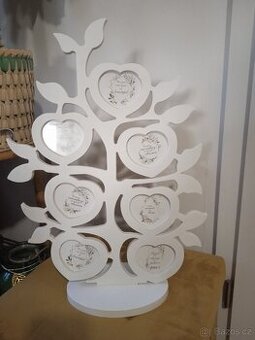 Plastový rámeček . na fotografie.