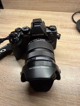 Digi zrcadlovka OLYMPUS OM-D E-M1 vč objektivu 12-40 PRO