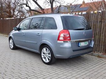 Opel Zafira 1.9 CDTi,,7 míst,,tažné zařízení,,NOVÉ ROZVODY