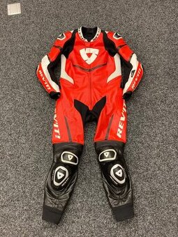 Jednodílná kombinéza Revit