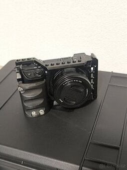 Sony a6300 s příslušenstvím + gimbal