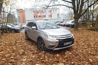 Mitsubishi Outlander  2.2DI-D, 4x4, 2017, automat, pádla. - 1
