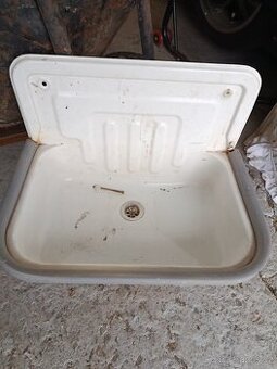 Technické smaltované umyvadlo