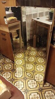 Zrcadlo nástěnné 65x120cm