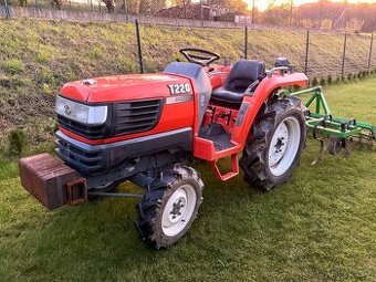 Kubota T220