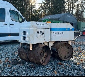 Prodám příkopový vibrační válec Wacker Neuson