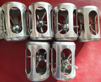 Dobový Ježek v kleci 90.léta J. FOGLAR