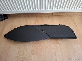 Odkládací prostor ford focus mk2