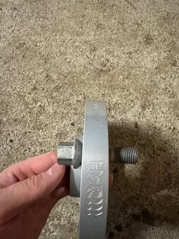 Rozšiřovací podložky pod kola - 1