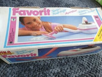 Favorit vysavač - 1