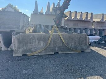 Svodidla - betonová