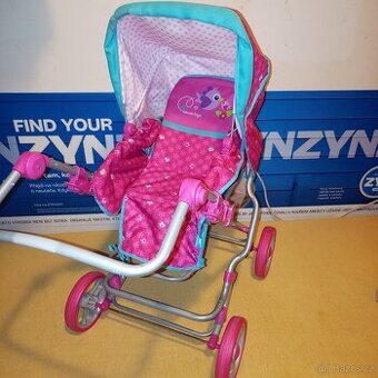 Kočárek pro panenky