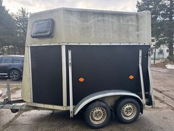 Prodám přepravník na dva koně