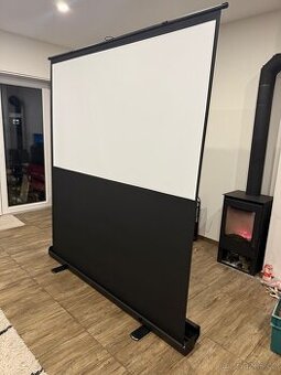 Kvalitní samonosné plátno ve hliníkovém pouzdře 80”