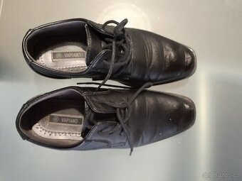 Chlapecké společenské boty