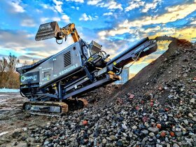 Drtička suti, betonu, bio odpadu, drtič dřeva, drcení pařezů