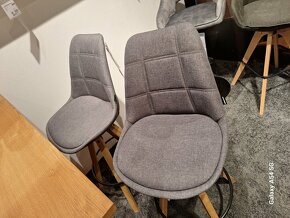 Barová židle