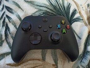 Xbox One Wireless Controller - 1