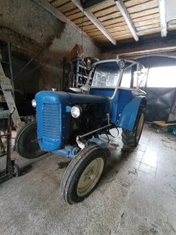 Prodám historický Traktor Super.