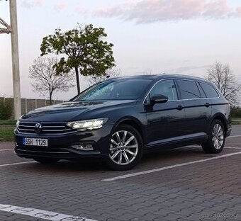 Passat B8 2021 rok DSG/2.0 nafta/ kůže - 1