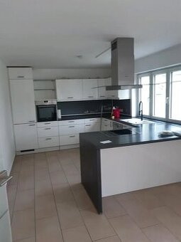 Moderní kuchyně SEGMÜLLER(0905.23)