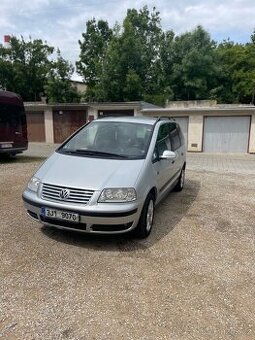Volkswagen Sharan 1.9 tdi 7 mist - 1
