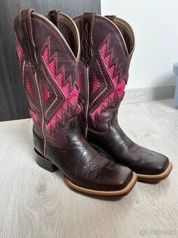 Westernové boty Ariat dámské