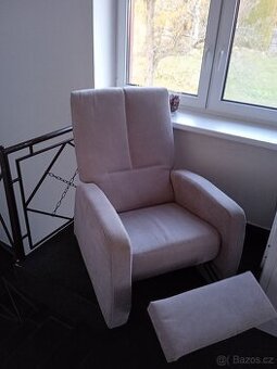 Prodám relaxační křeslo Zašová.