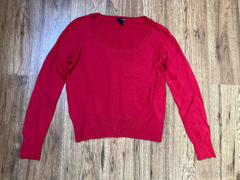 Červený lehký svetřík H&M (vel. 40/42)