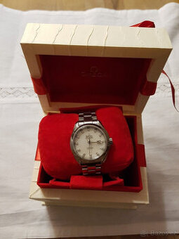 Dámské hodinky Omega Seamaster Aqua Terra s ocelovým náramke