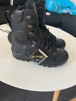 Kanady goretex vel 8 (43)