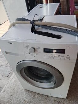 Automaticka pracka AEG