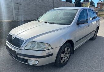Rozprodám na díly Škoda Octavia II 1.6i 75kw