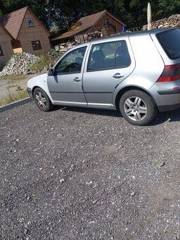 Prodám golf 4 TDI 66kw NOVÁ STK - 1