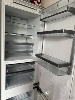Vestavěná lednice Siemens KI39FP60