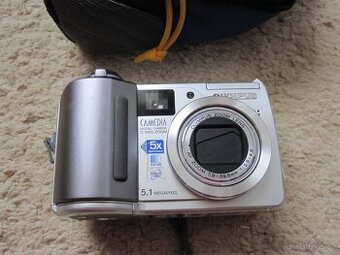 Fotoaparát zn.OLIMPUS 5500